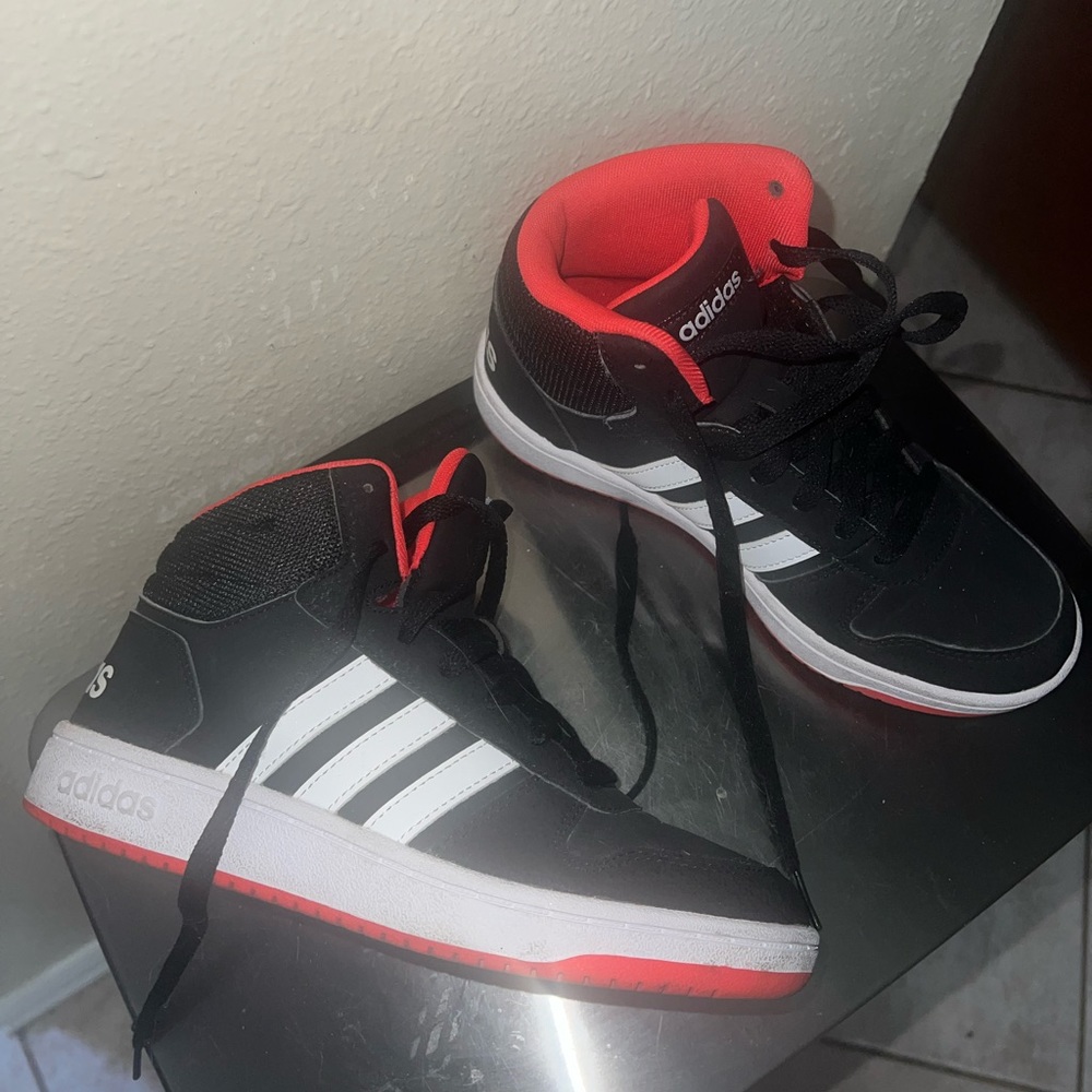 Adidas high top tennis. Gently used